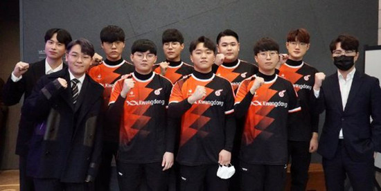 力证明了自 力证明了自